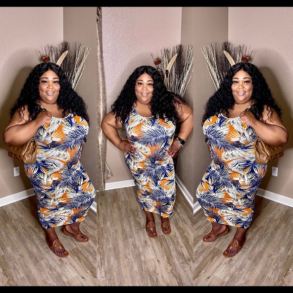 Palm Print Dress - Picture 2 of 4